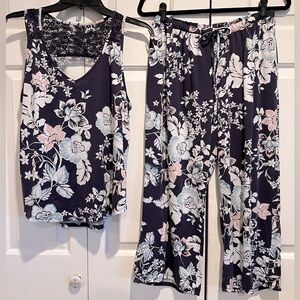 2 Pc PJ Set! 💜🩷 Purple / Floral Print , Long Pants & Tank w Lace Detail Baxk